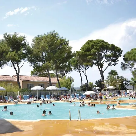 Nice In With Outdoor Swimming Pool