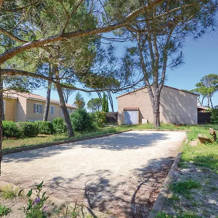 Tatil Evi Nice In With Outdoor Swimming Pool